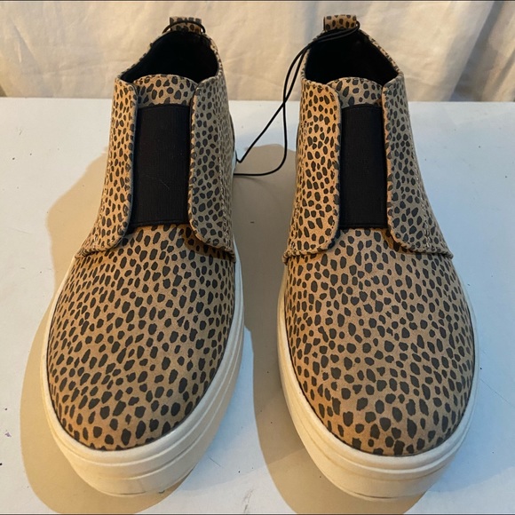 Universal Thread Shoes - Universal Thread leopard mid top sneakers NWT